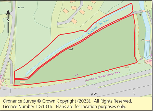 Lot: 102 - GRAZING AND WOODLAND EXTENDING TO OVER FOUR ACRES -